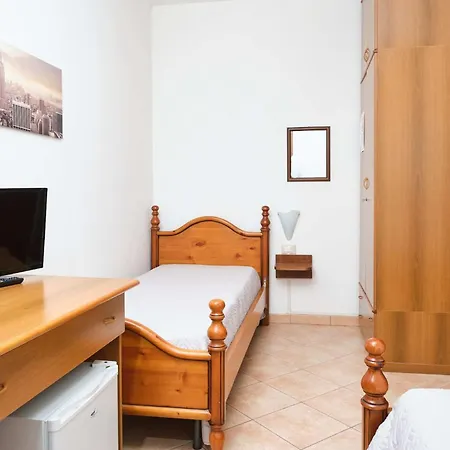 In Bb - Twin Along The River Po In A Bb In Guest house Porto Viro